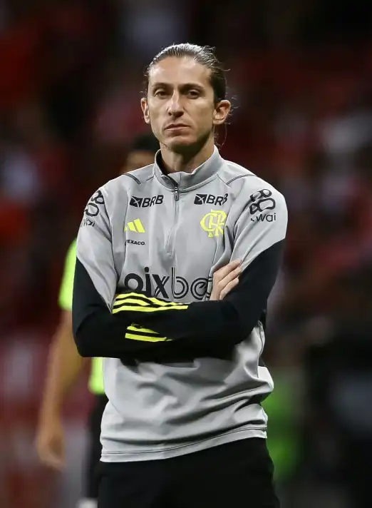 执教球队不到半年,斩获的冠军比输球场次还多